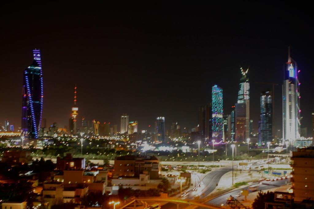 Gulf Continental Suite Kuwait City Exterior photo