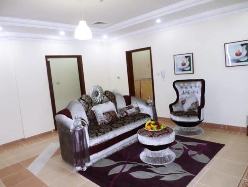 Gulf Continental Suite Kuwait City Exterior photo
